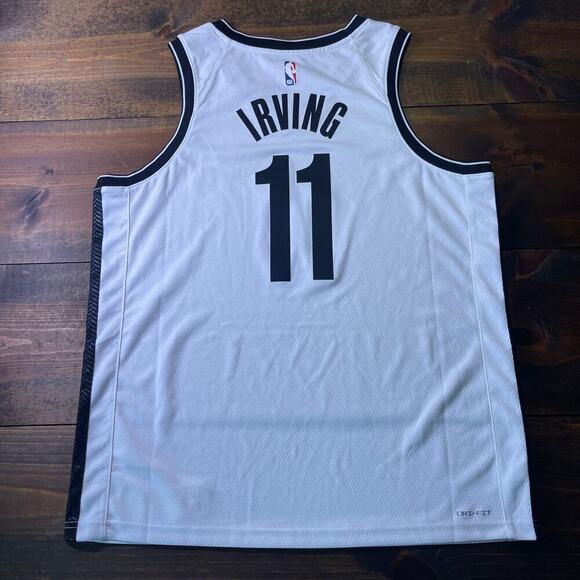 Nike Brooklyn Nets Jersey Men's XL Size 52 White Swingman Kyrie Irving #11 - Picture 3 of 7
